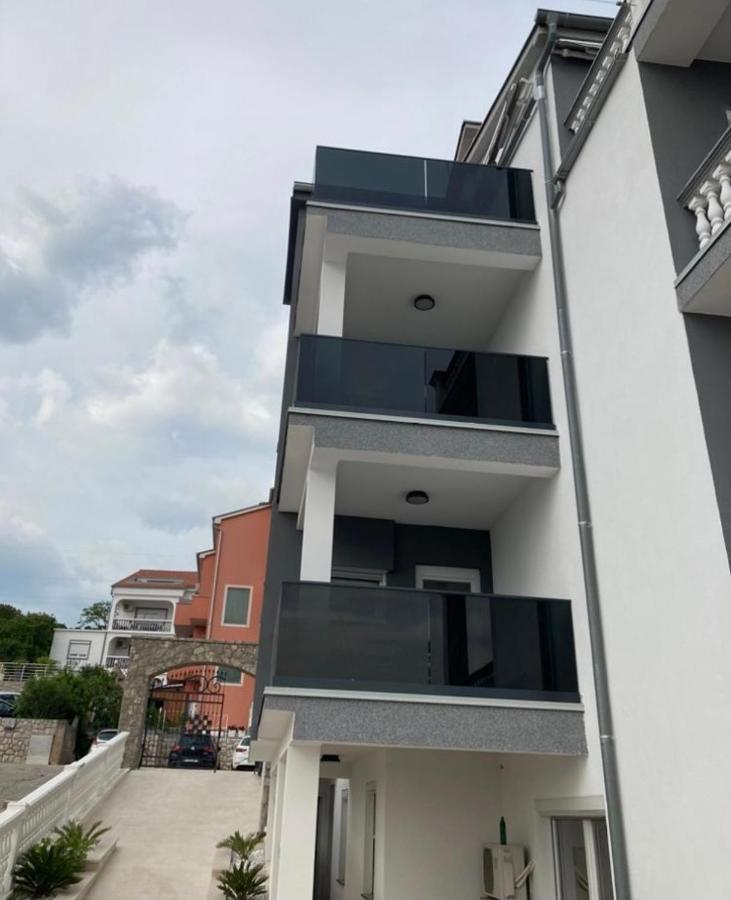 Villa Mara Crikvenica Exterior photo