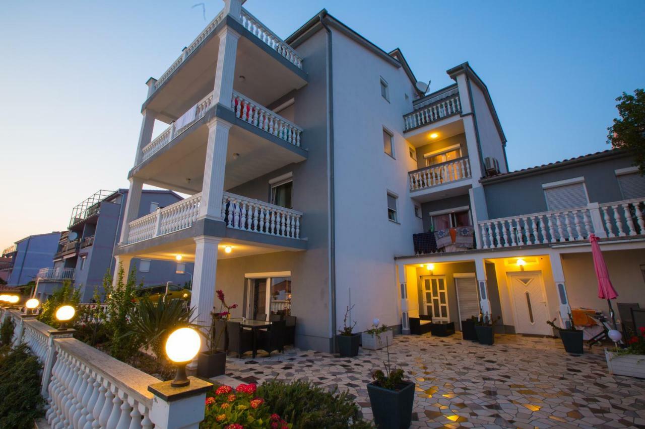 Villa Mara Crikvenica Exterior photo