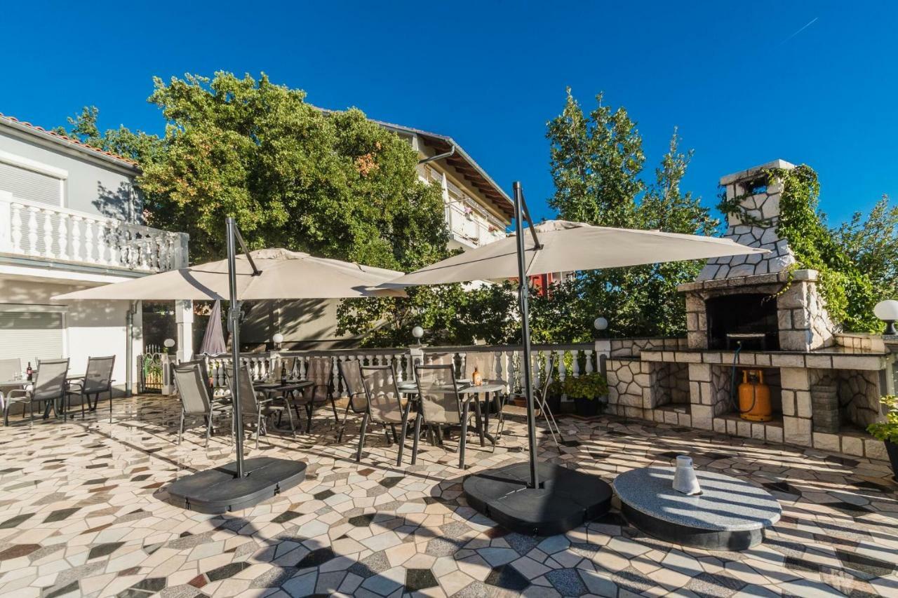 Villa Mara Crikvenica Exterior photo